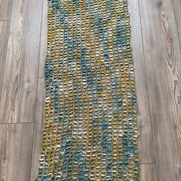 Scarf - Picture 5 of 7